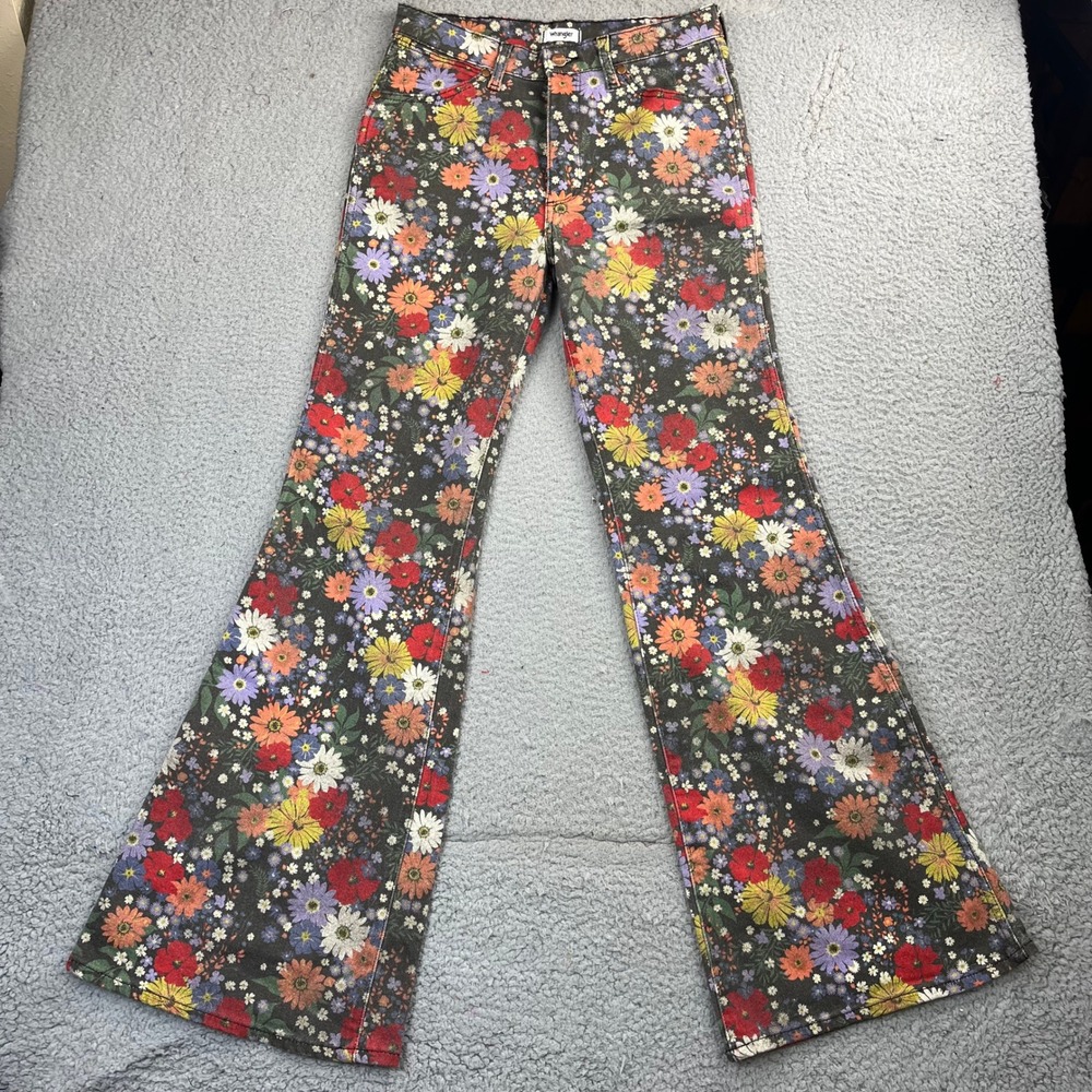 Wrangler Wanderer 622 Flare Jeans Women 28x34 Floral High Rise Retro Boho